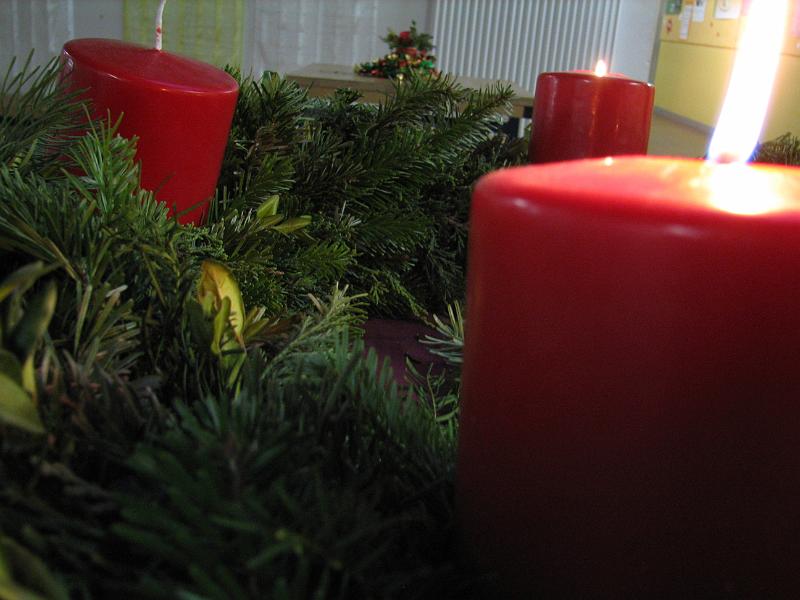 IMG_9045.JPG - Unser Adventskranz im Foyer.